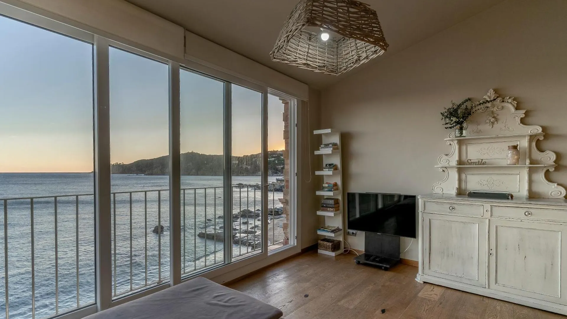 Apartment Casa Concha Apartamentos Calella De Palafrugell Spain